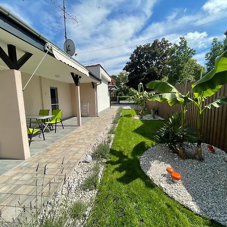 Tutti Apartman Balatonlelle Extérieur photo