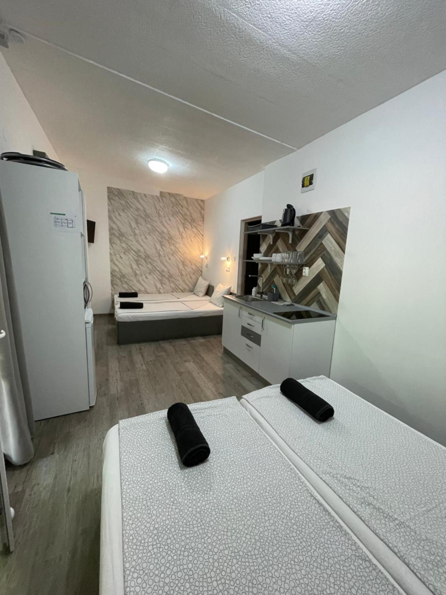 Tutti Apartman Balatonlelle Extérieur photo