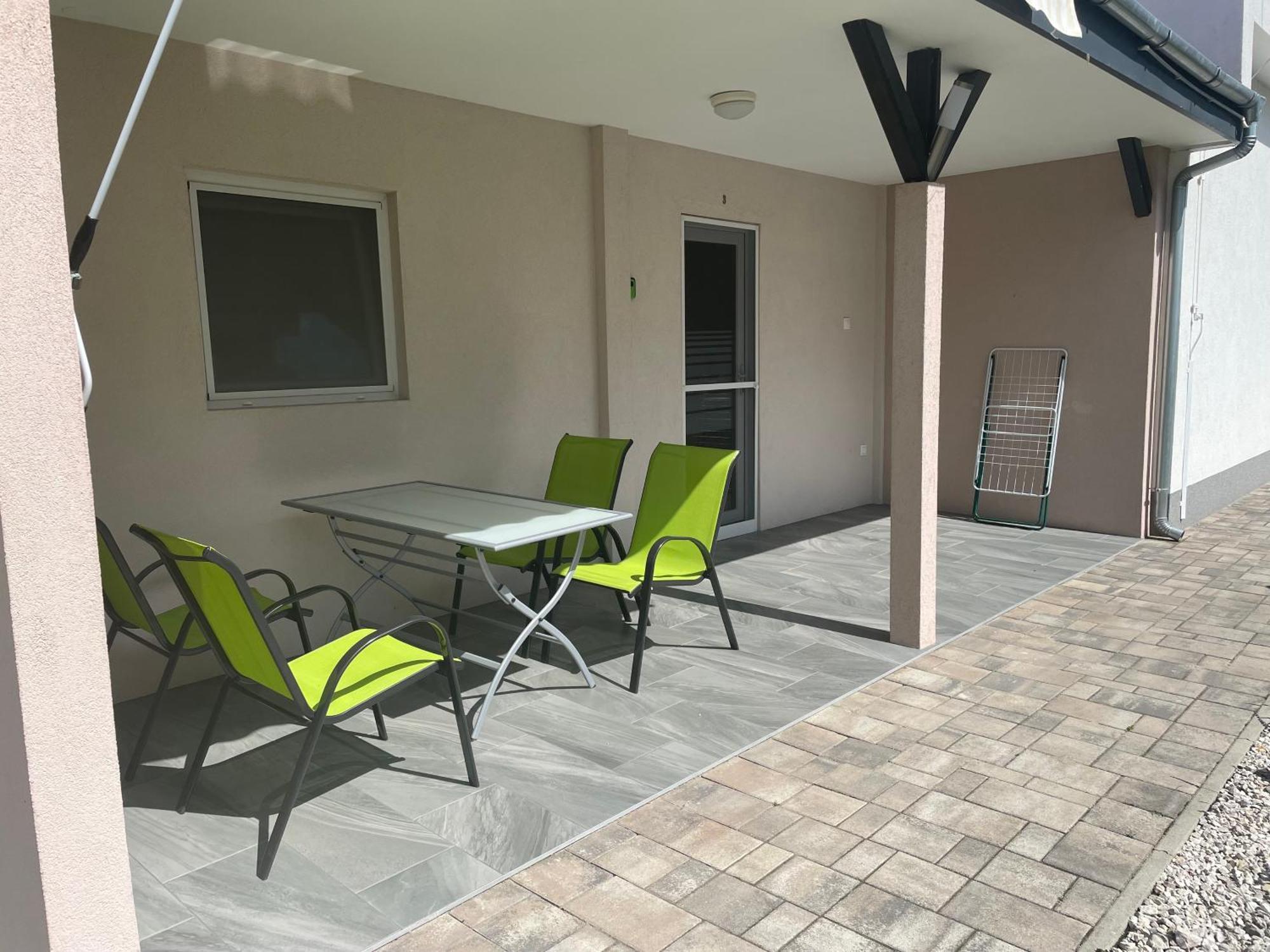 Tutti Apartman Balatonlelle Extérieur photo