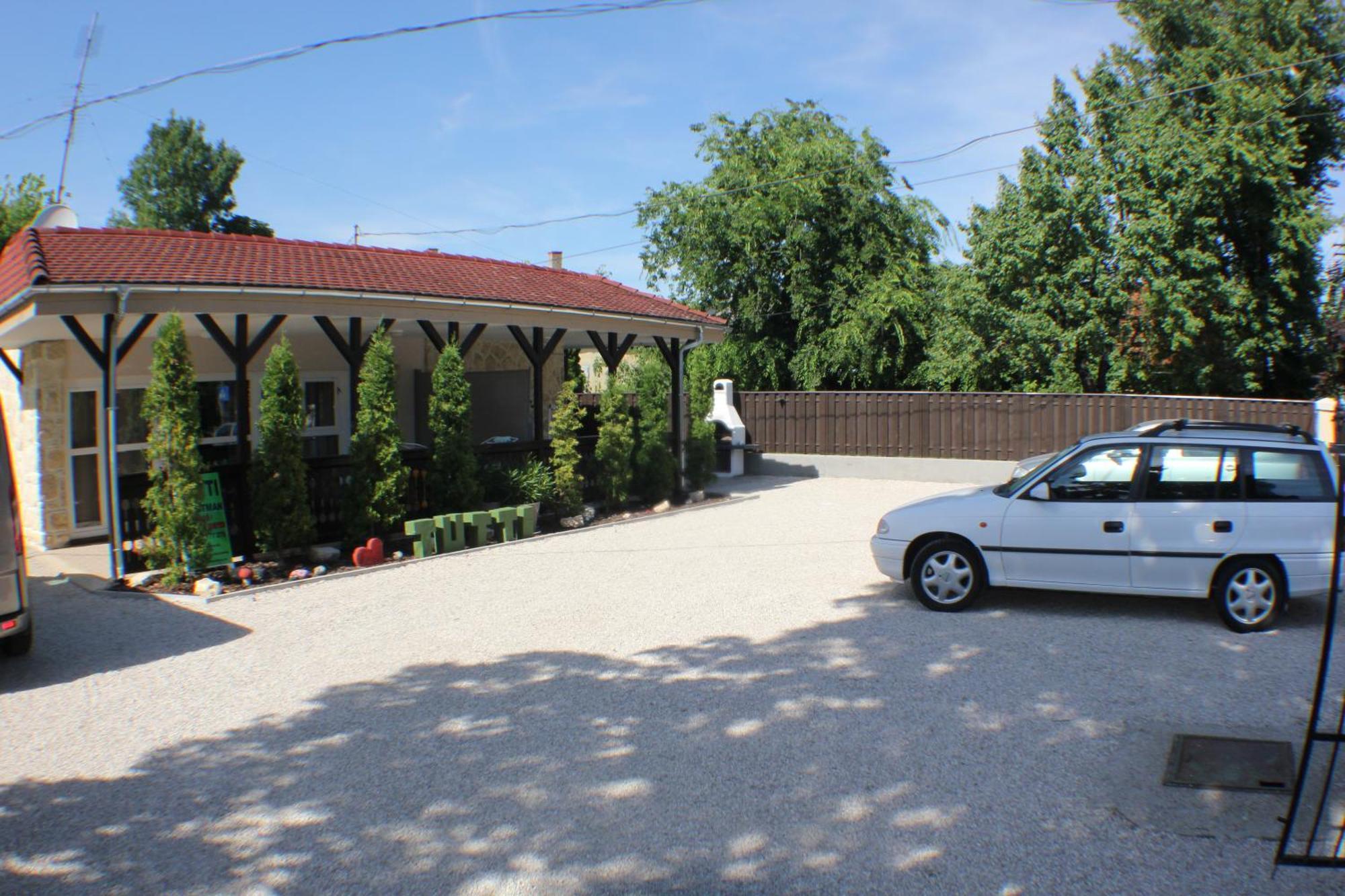 Tutti Apartman Balatonlelle Extérieur photo